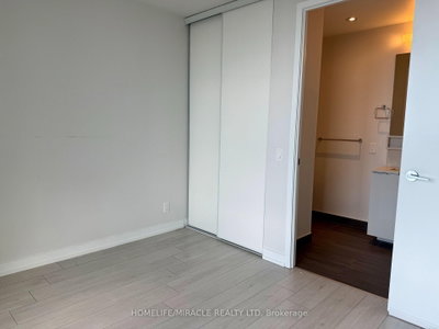 950 Portage Parkway • #4107 • Vaughan, ON photo 5