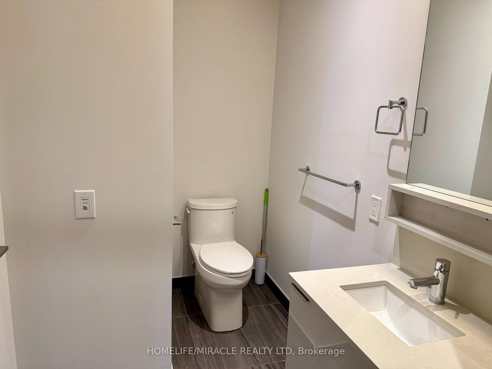 950 Portage Parkway • #4107 • Vaughan, ON photo 6