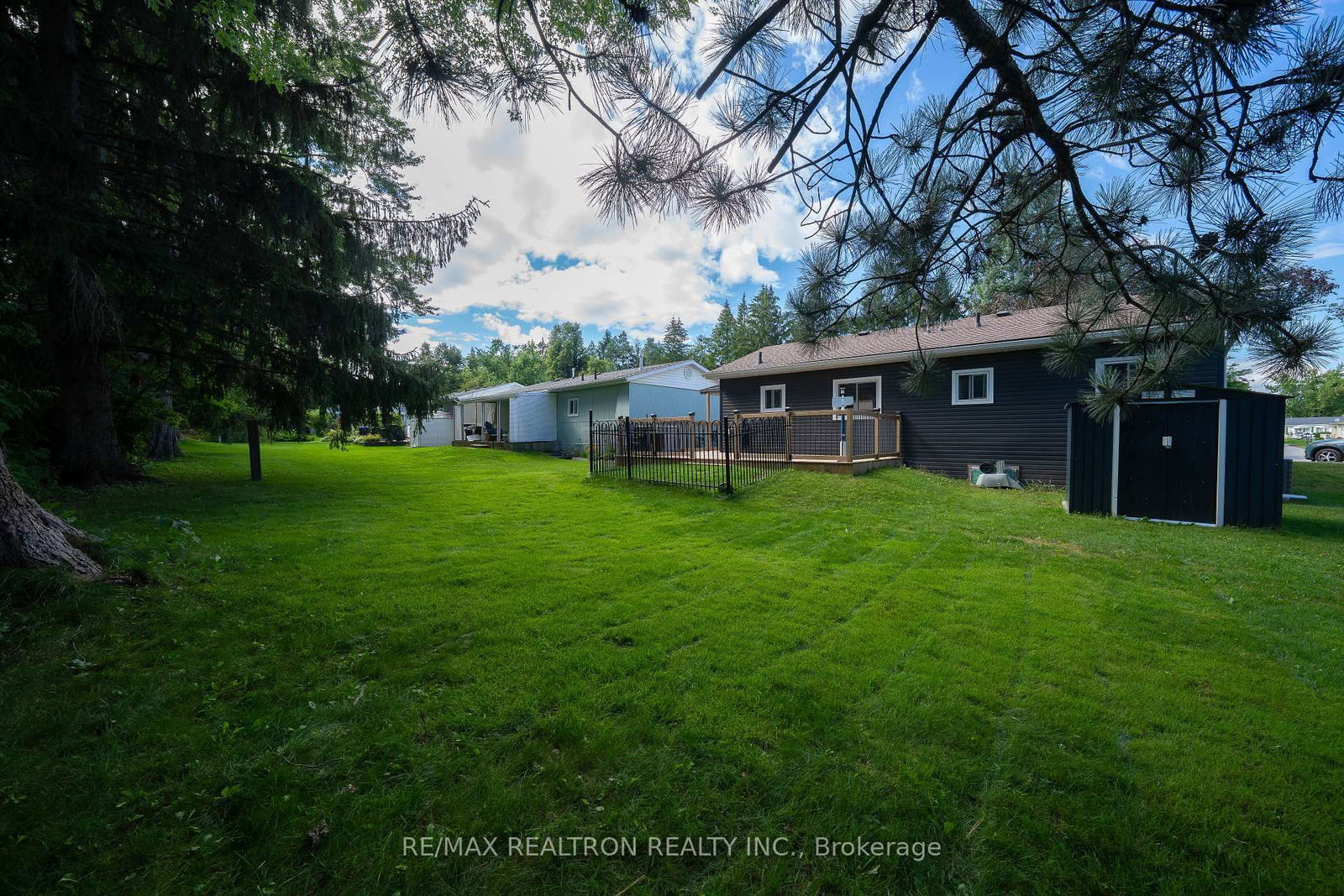 25 Cherrywood Lane • Innisfil, ON photo 19
