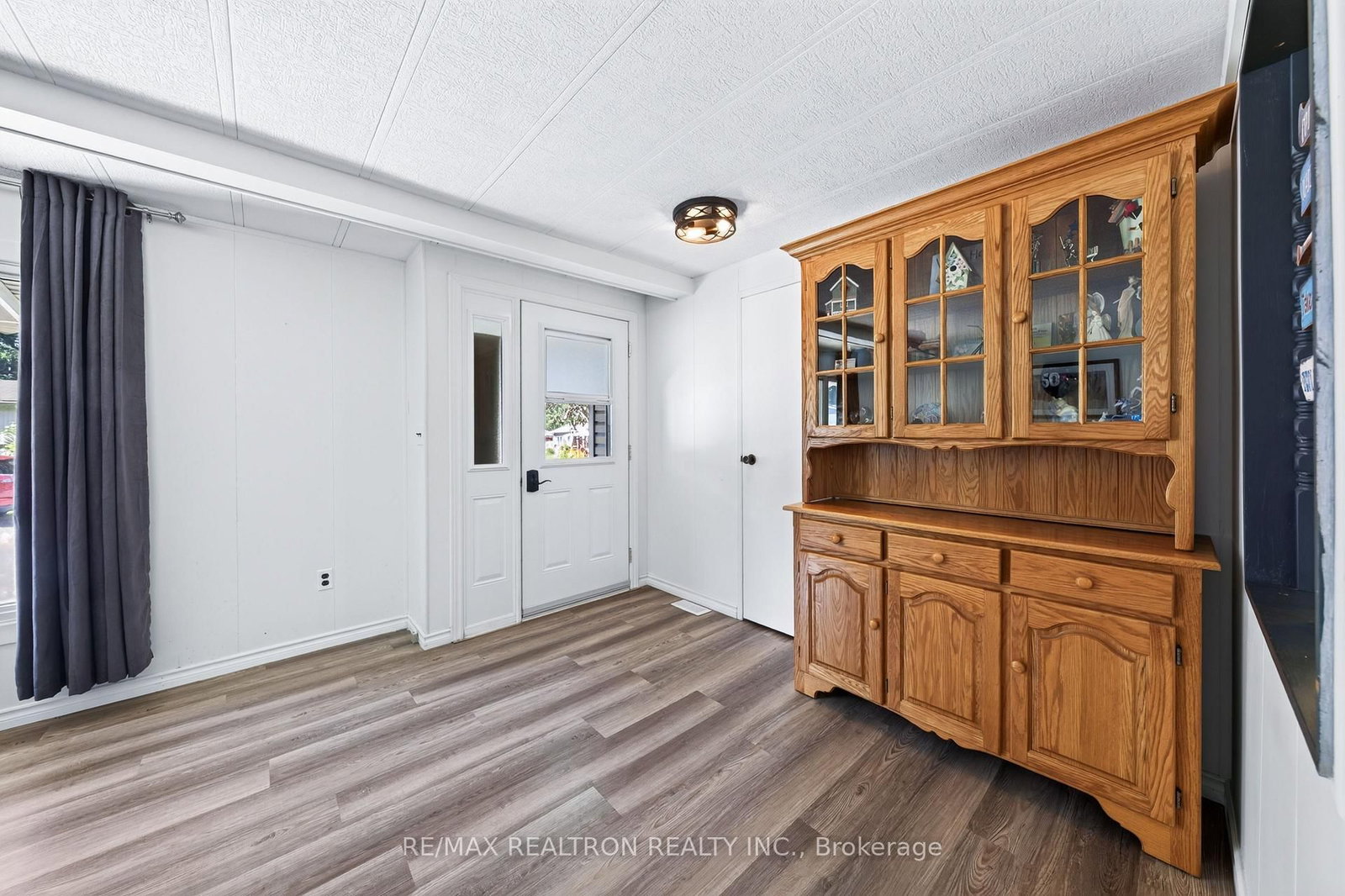25 Cherrywood Lane • Innisfil, ON photo 4