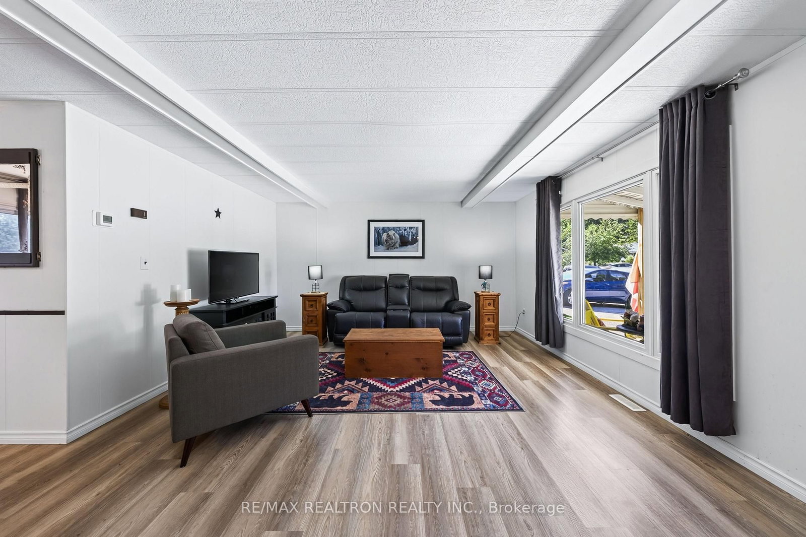 25 Cherrywood Lane • Innisfil, ON photo 5