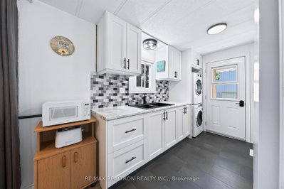 25 Cherrywood Lane • Innisfil, ON photo 8