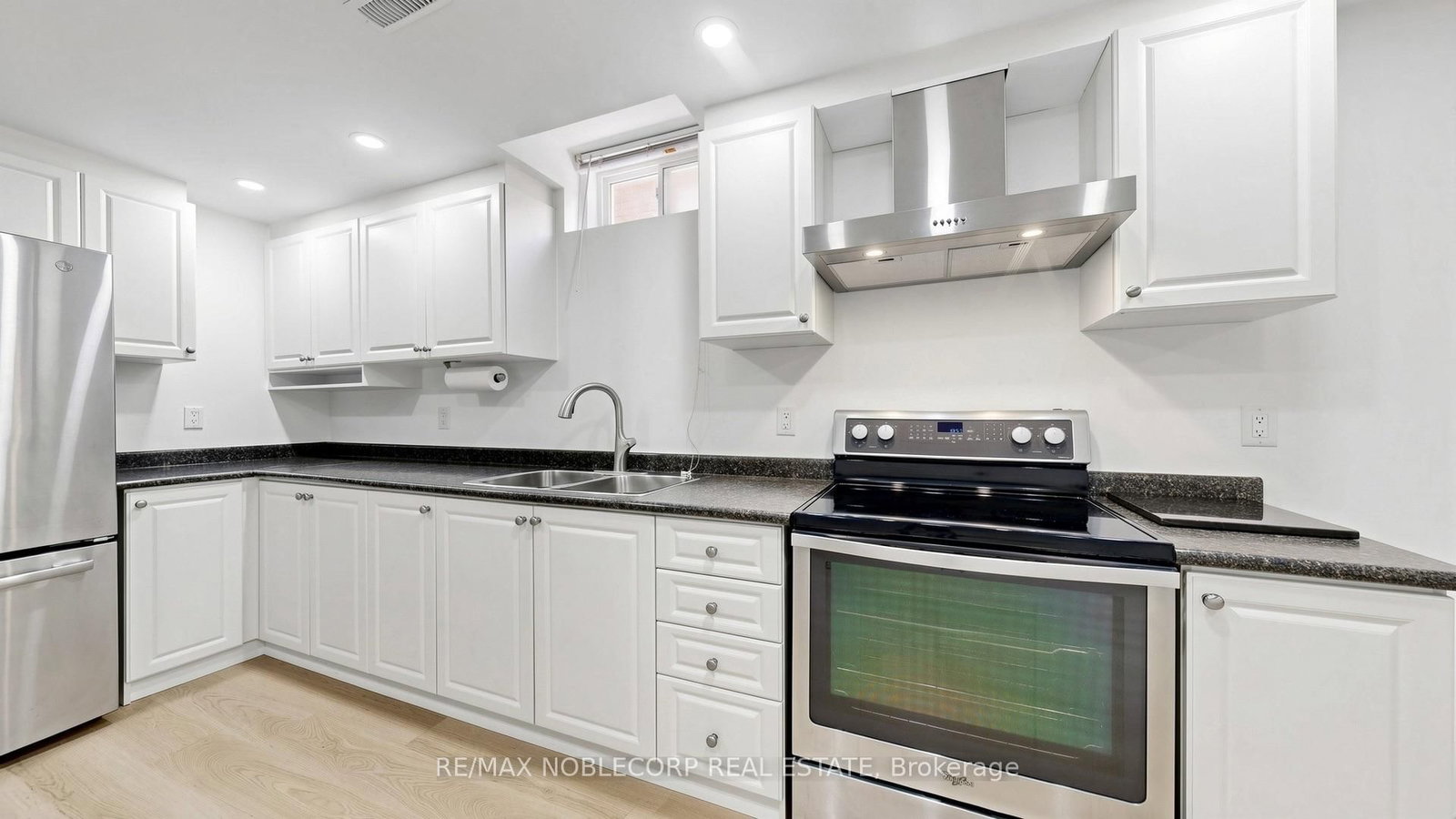 Lower-103 Longhouse St, Vaughan, view 6
