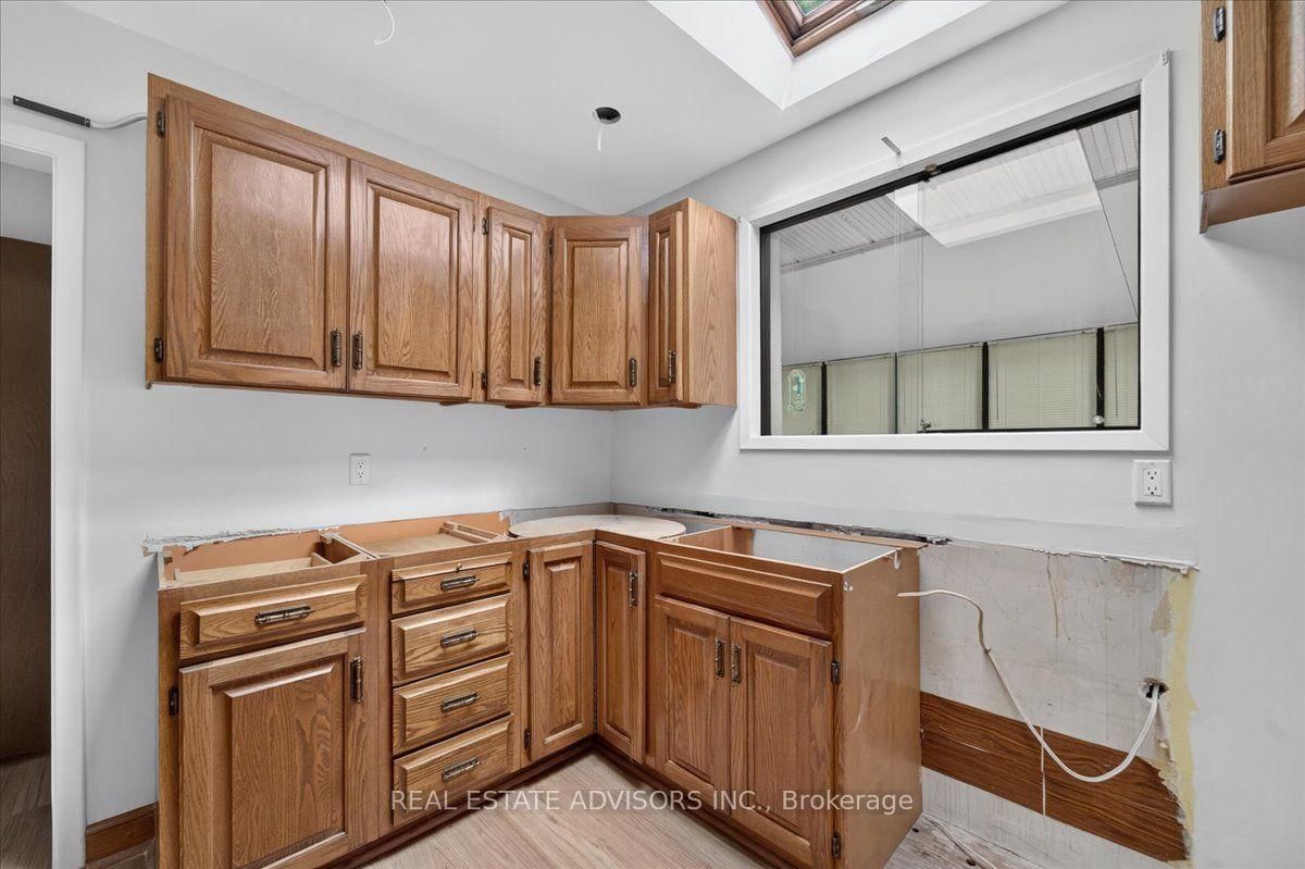 233 East Street • East Gwillimbury, ON photo 17