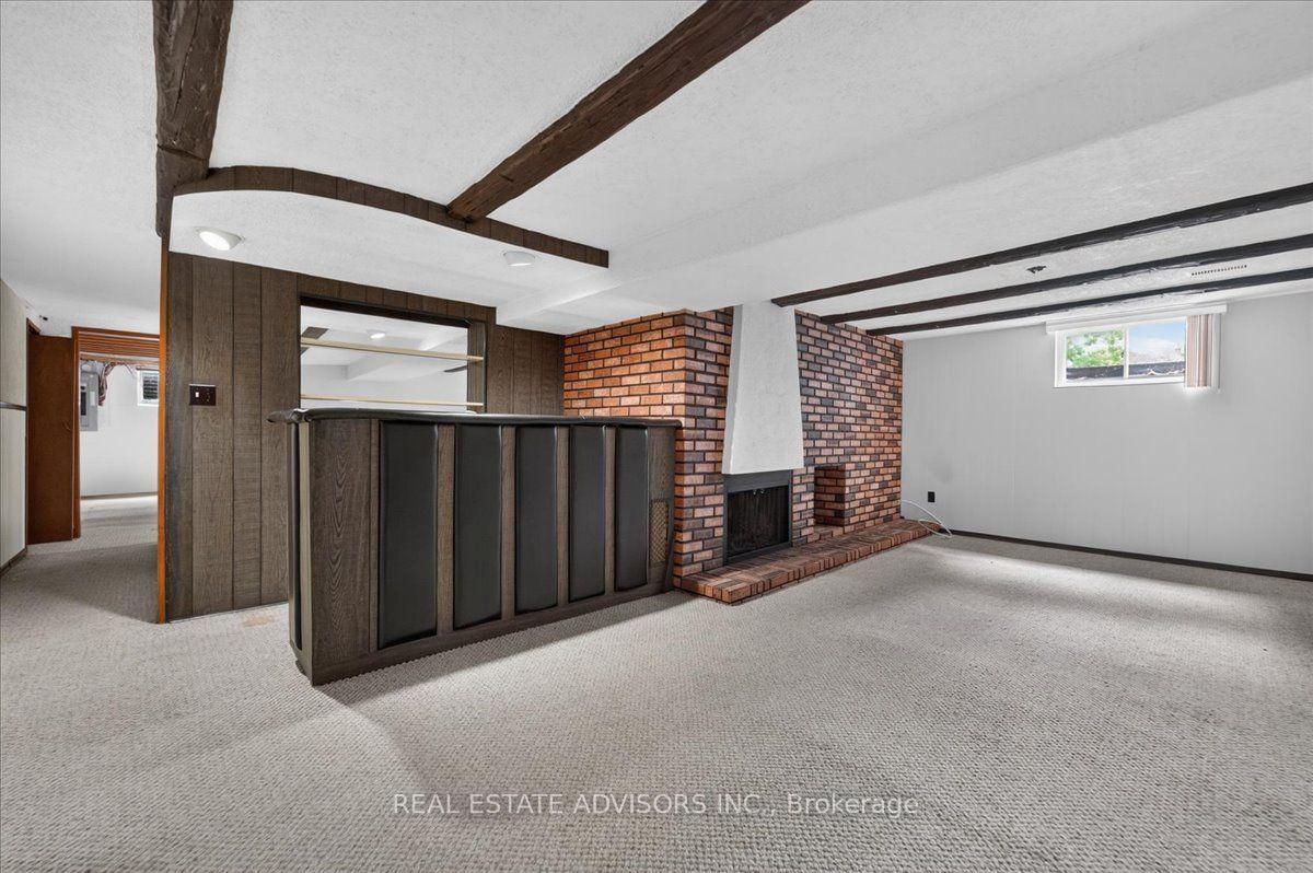 233 East Street • East Gwillimbury, ON photo 27