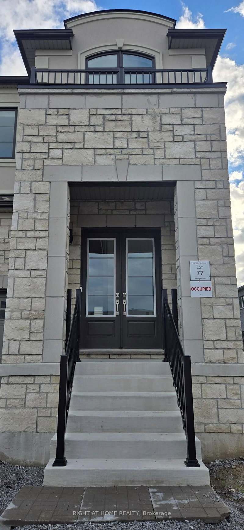 4 Max Bulmer Court