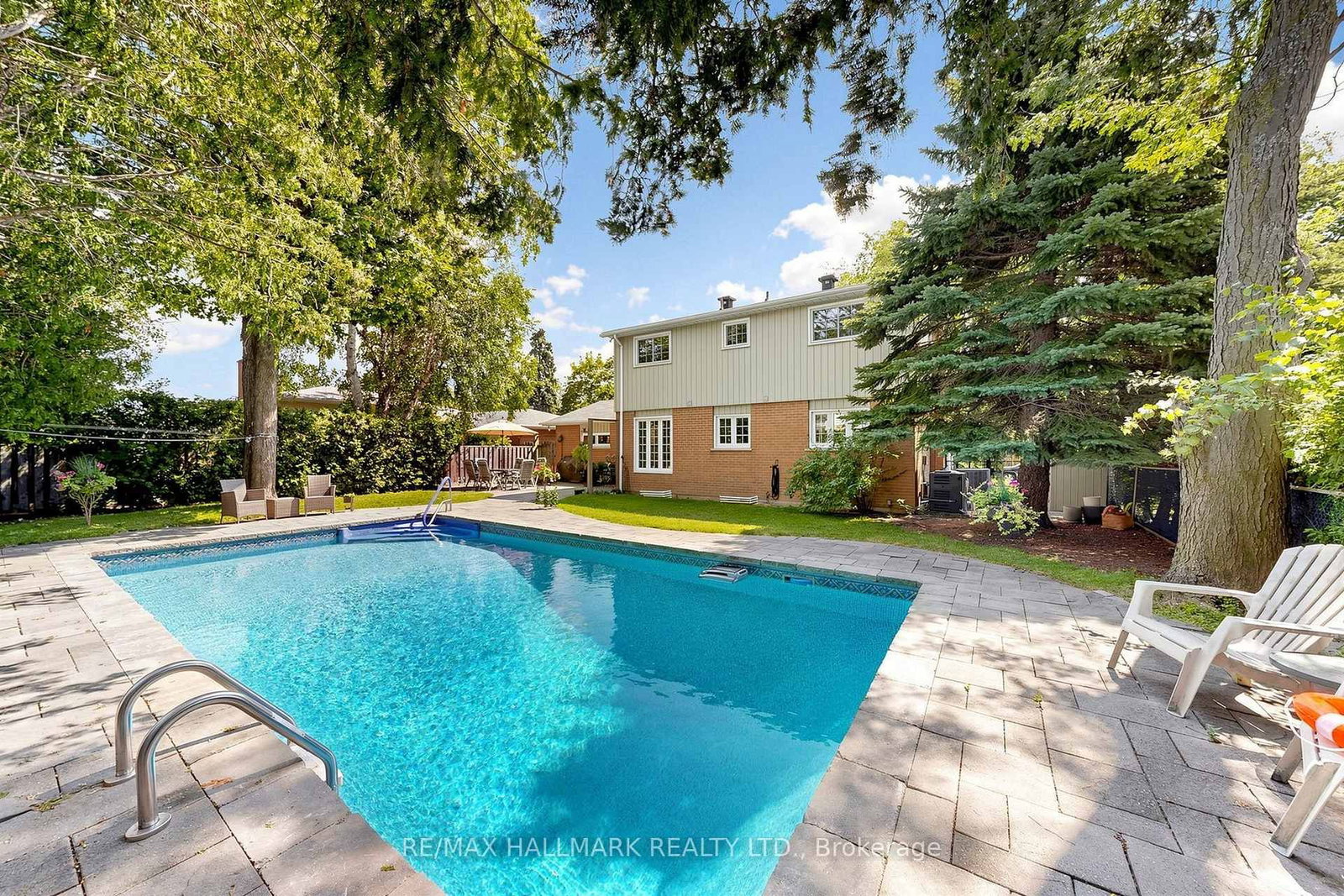 135 Senator Reesor's Drive • Markham, ON photo 21