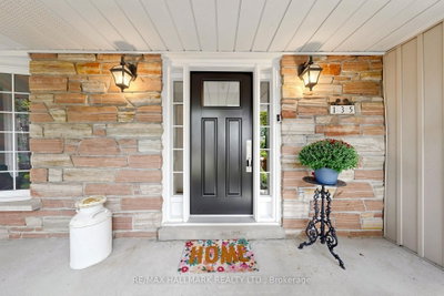 135 Senator Reesor's Drive • Markham, ON photo 3