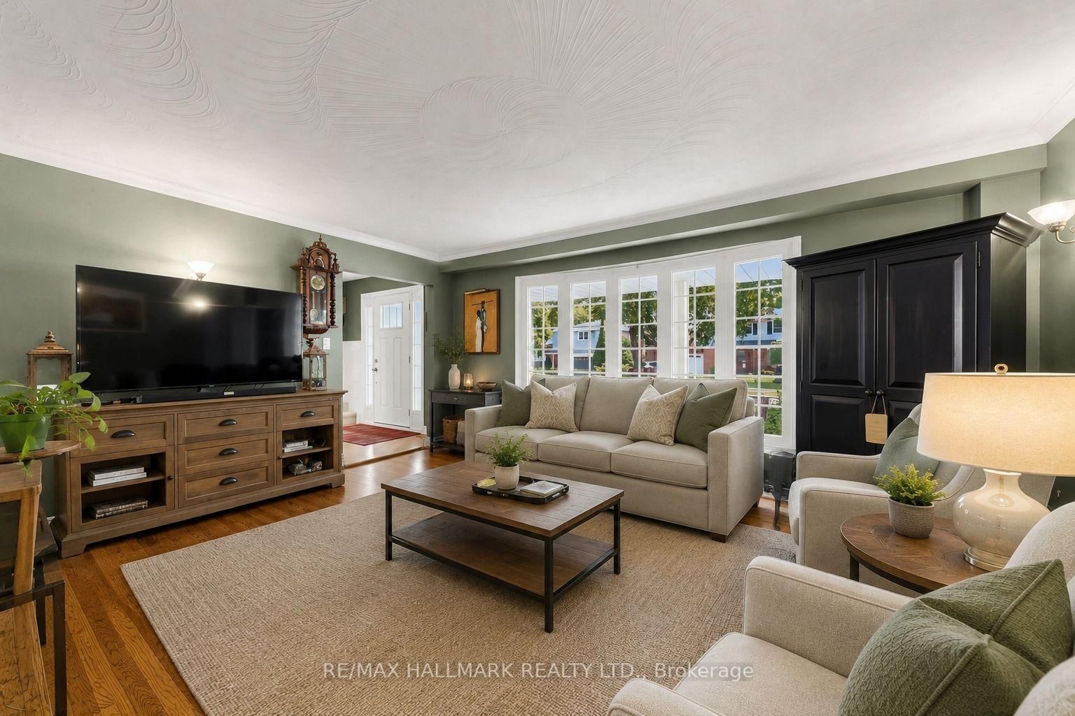 135 Senator Reesor's Drive • Markham, ON photo 5