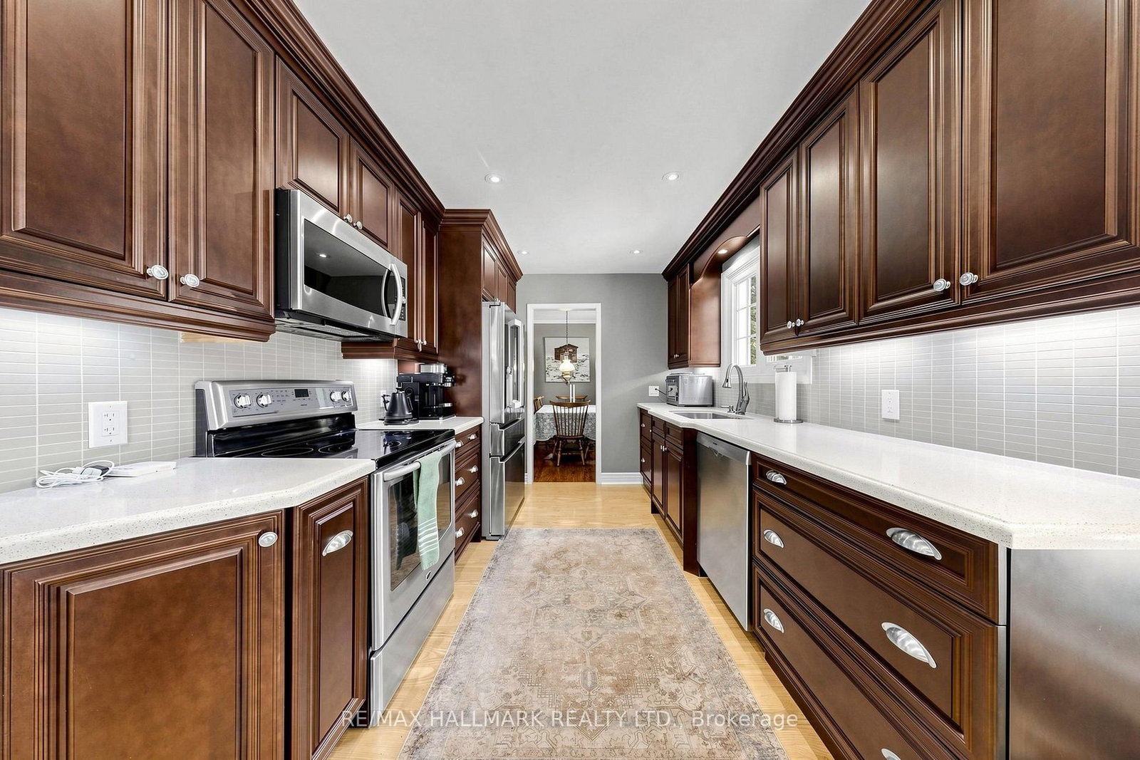 135 Senator Reesor's Drive • Markham, ON photo 8