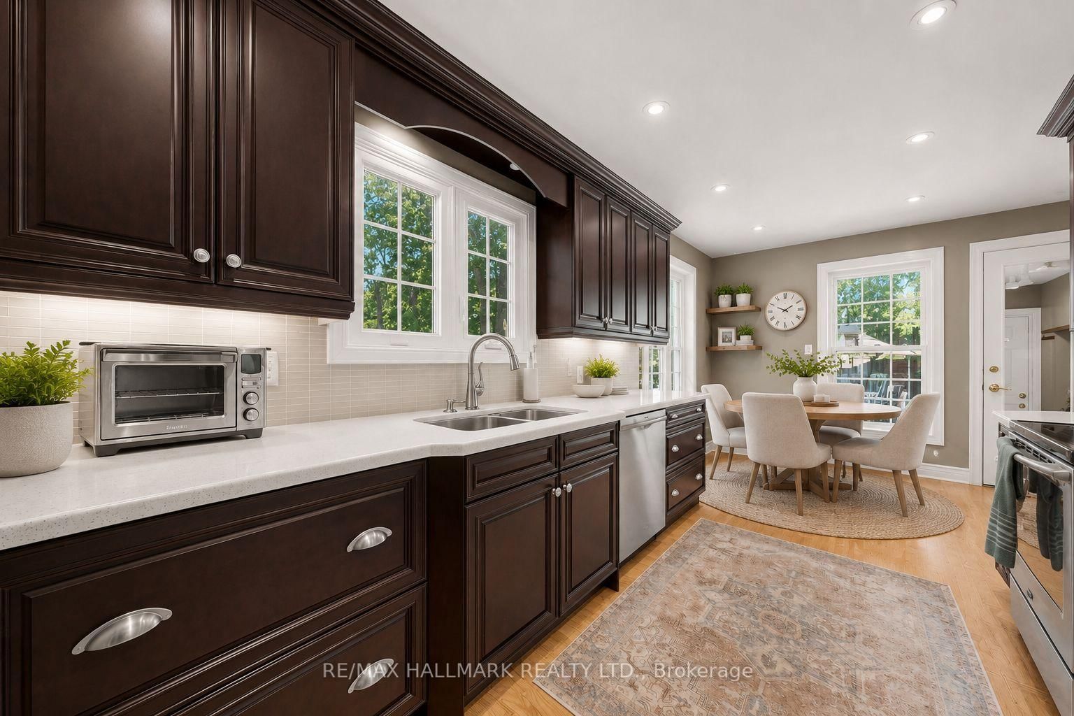 135 Senator Reesor's Drive • Markham, ON photo 9