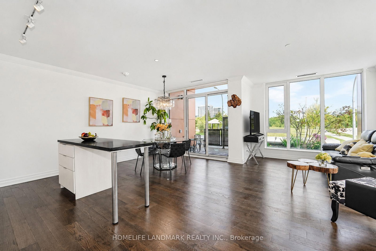 18 Rouge Valley Drive W • #105C • Markham, ON photo 5