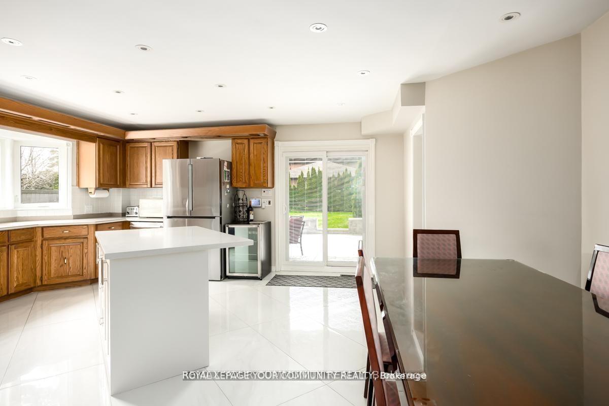 117 Hayhoe Avenue • Vaughan, ON photo 14