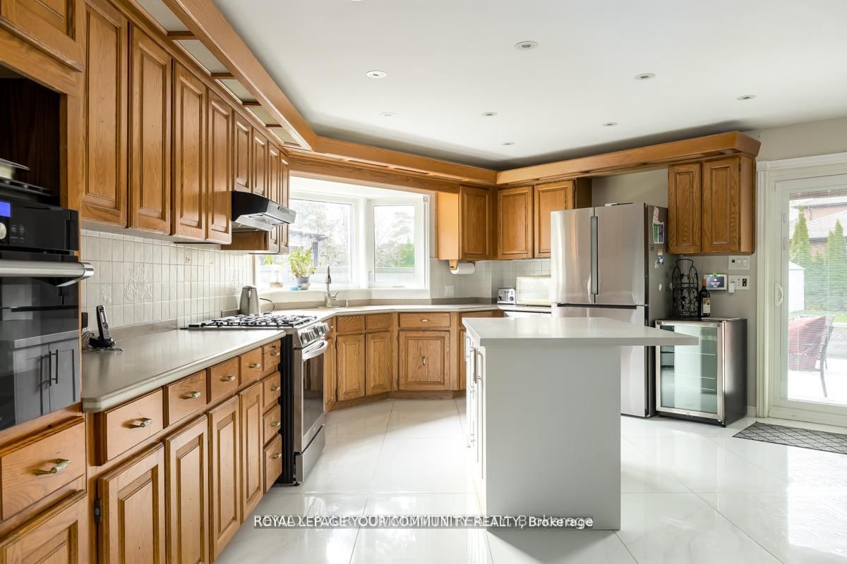 117 Hayhoe Avenue • Vaughan, ON photo 15