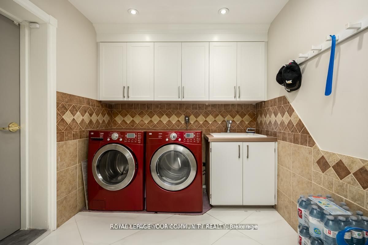 117 Hayhoe Avenue • Vaughan, ON photo 17