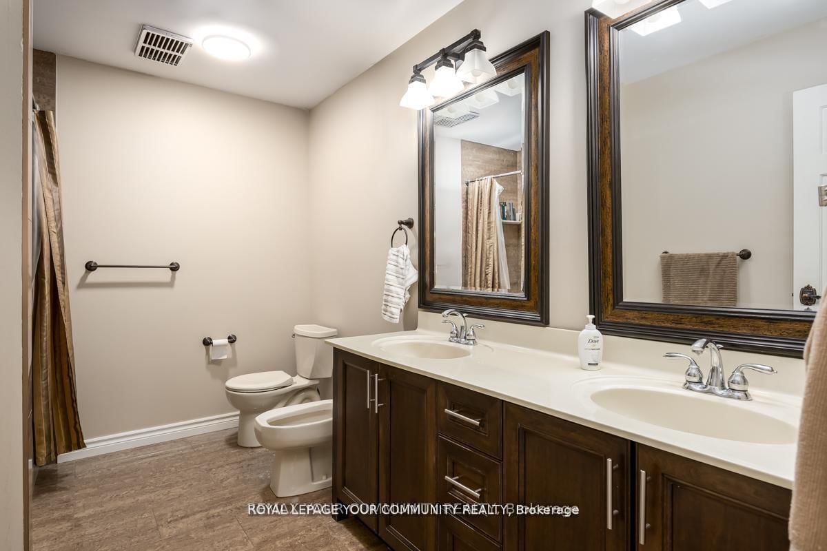 117 Hayhoe Avenue • Vaughan, ON photo 29