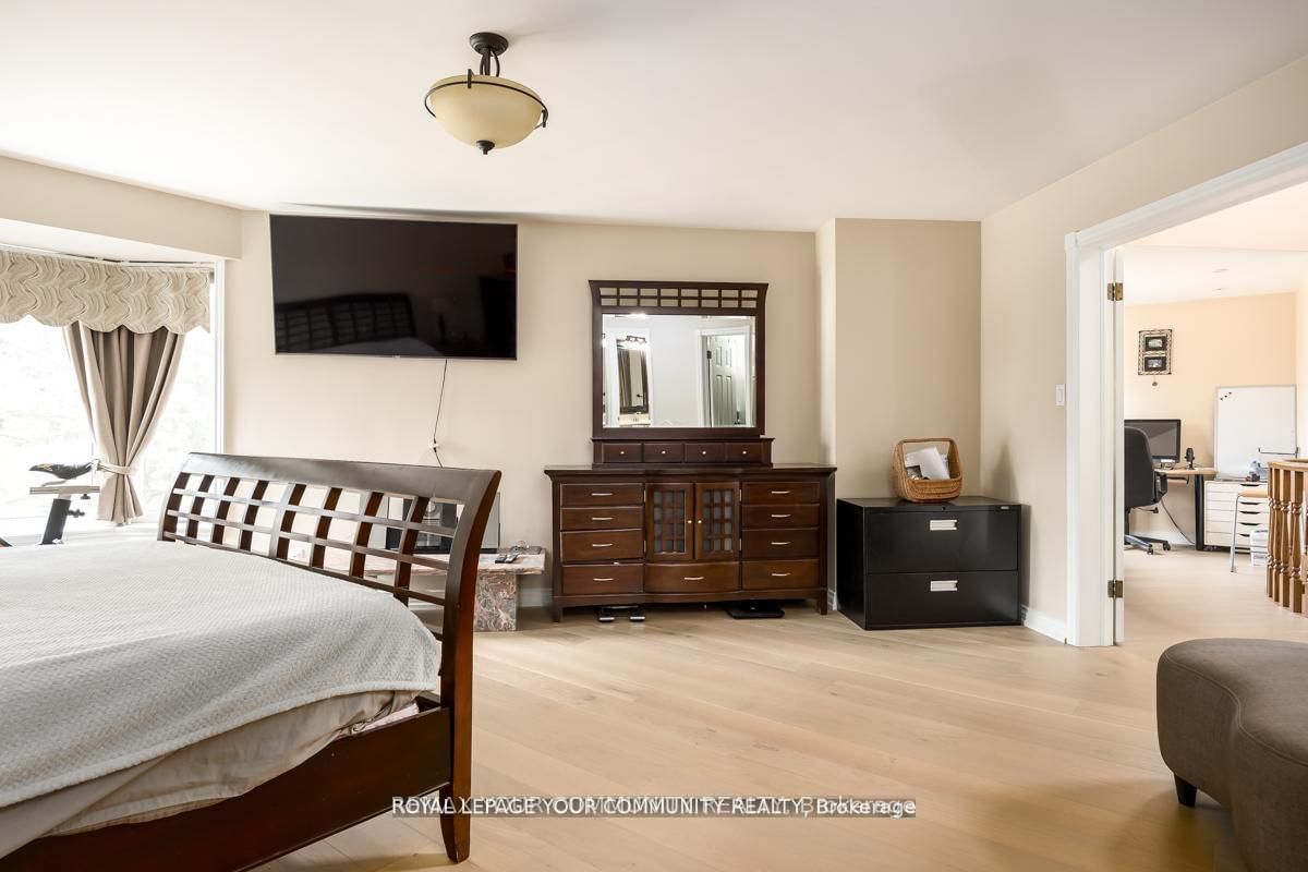 117 Hayhoe Avenue • Vaughan, ON photo 31