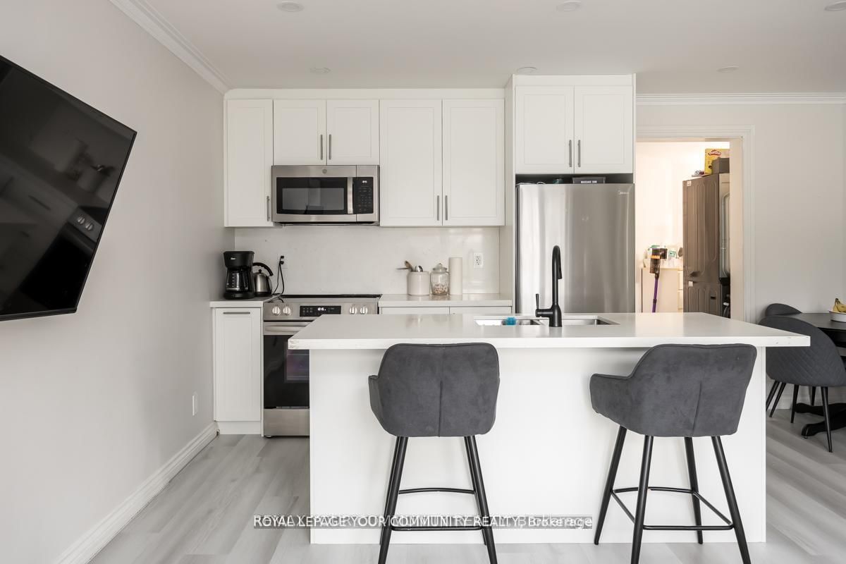 117 Hayhoe Avenue • Vaughan, ON photo 42