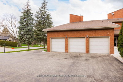 117 Hayhoe Avenue • Vaughan, ON photo 5