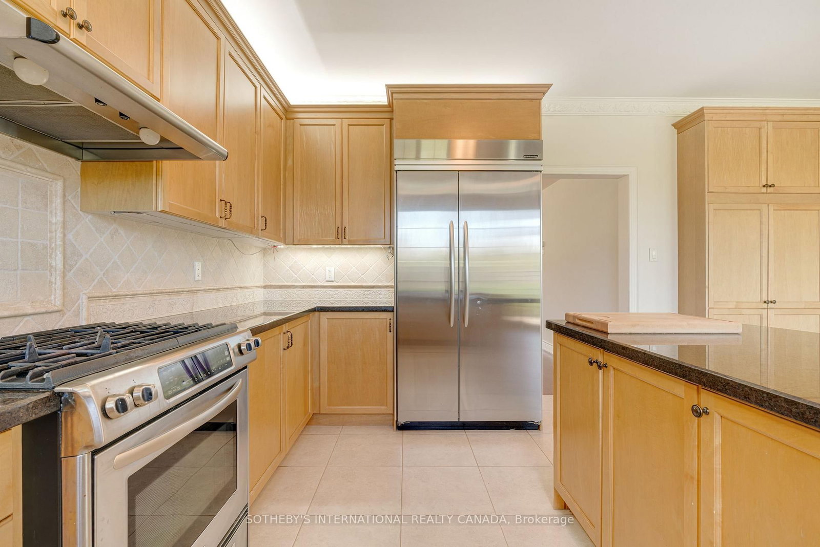 186 Weaver Crt, Vaughan, view 11
