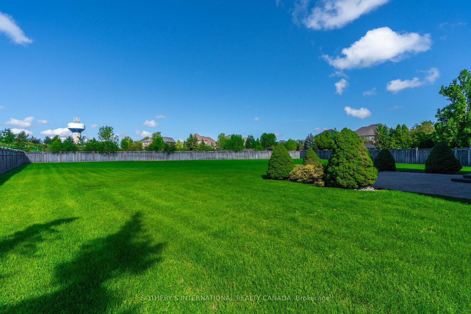 186 Weaver Crt, Vaughan, view 6