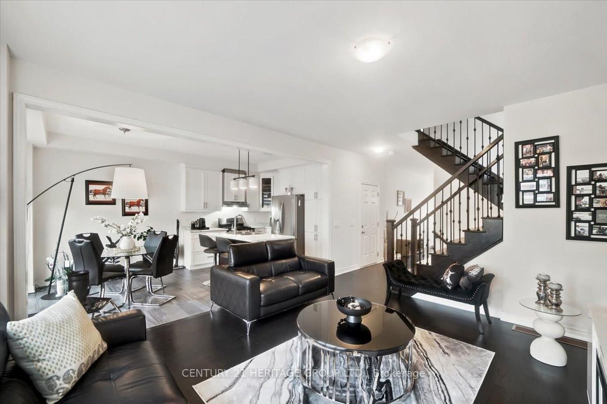100 Mondial Crescent E • East Gwillimbury, ON photo 14