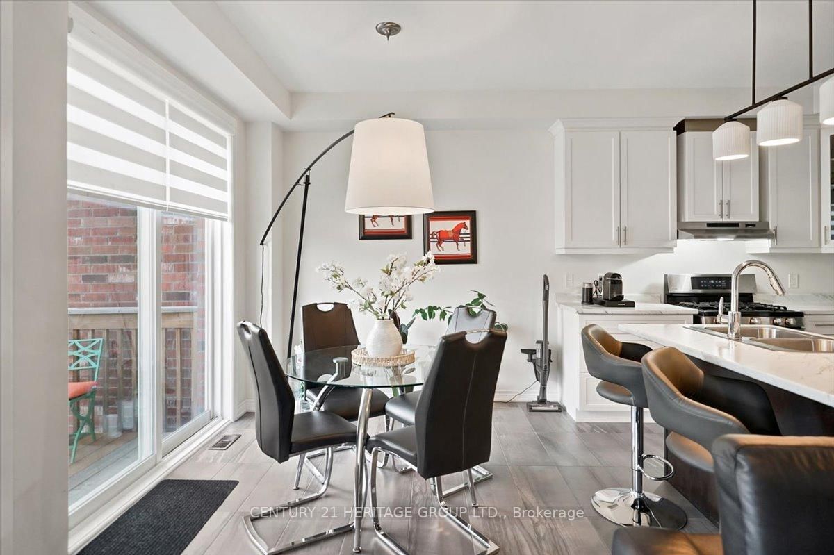 100 Mondial Crescent E • East Gwillimbury, ON photo 17
