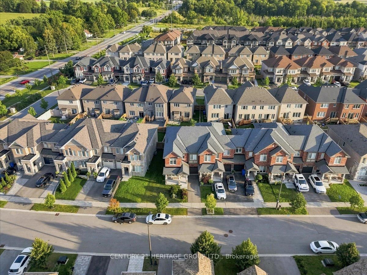 100 Mondial Crescent E • East Gwillimbury, ON photo 37