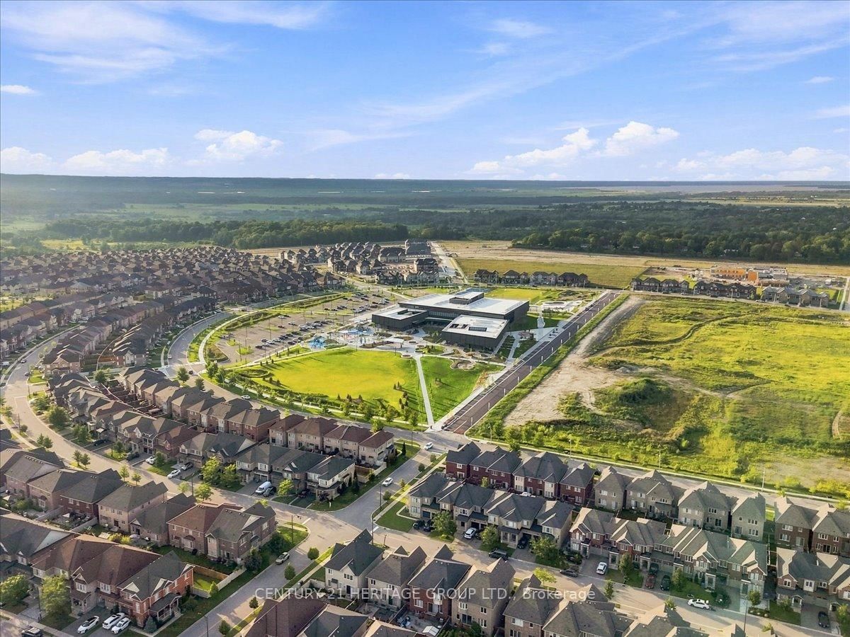 100 Mondial Crescent E • East Gwillimbury, ON photo 39