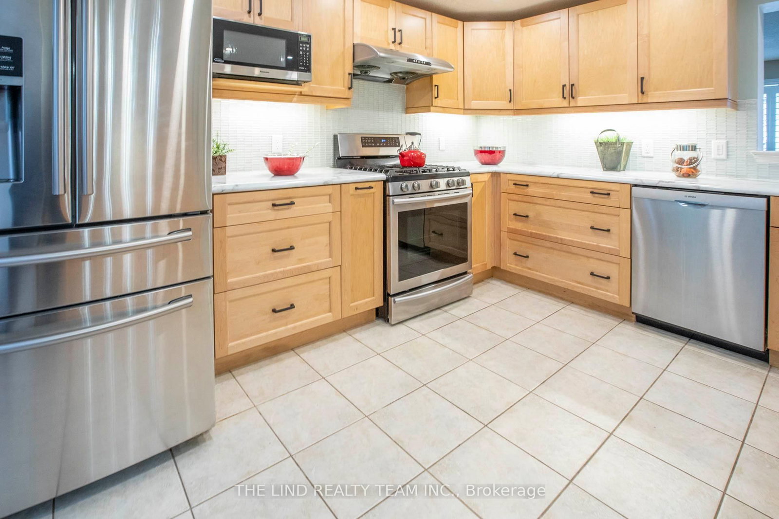 272 Jeff Smith Court • Newmarket, ON photo 13