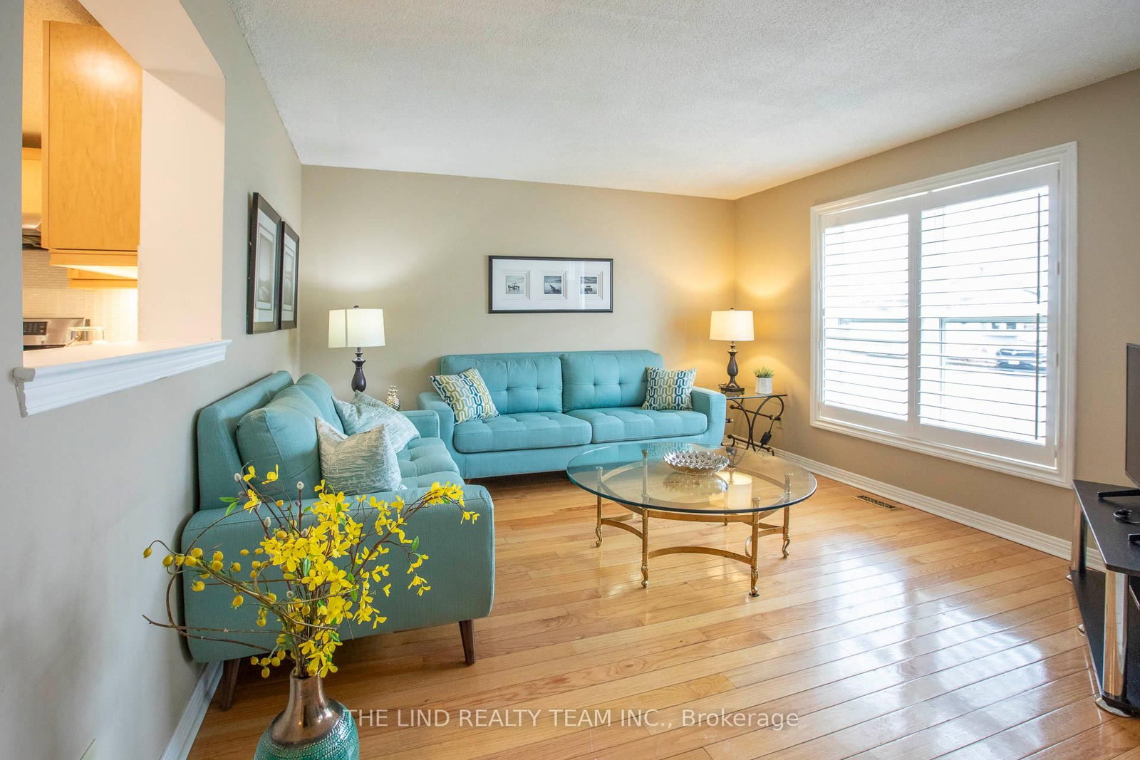 272 Jeff Smith Court • Newmarket, ON photo 5