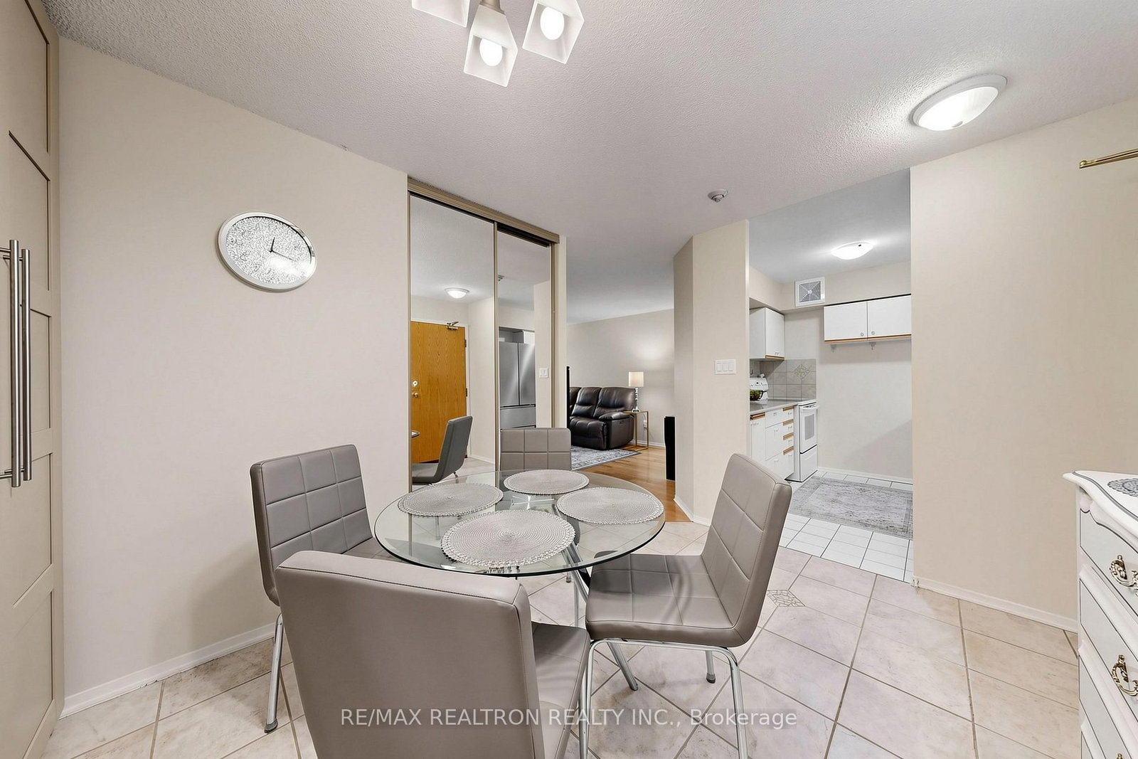 326 Major Mackenzie Drive • #307 • Richmond Hill, ON photo 11