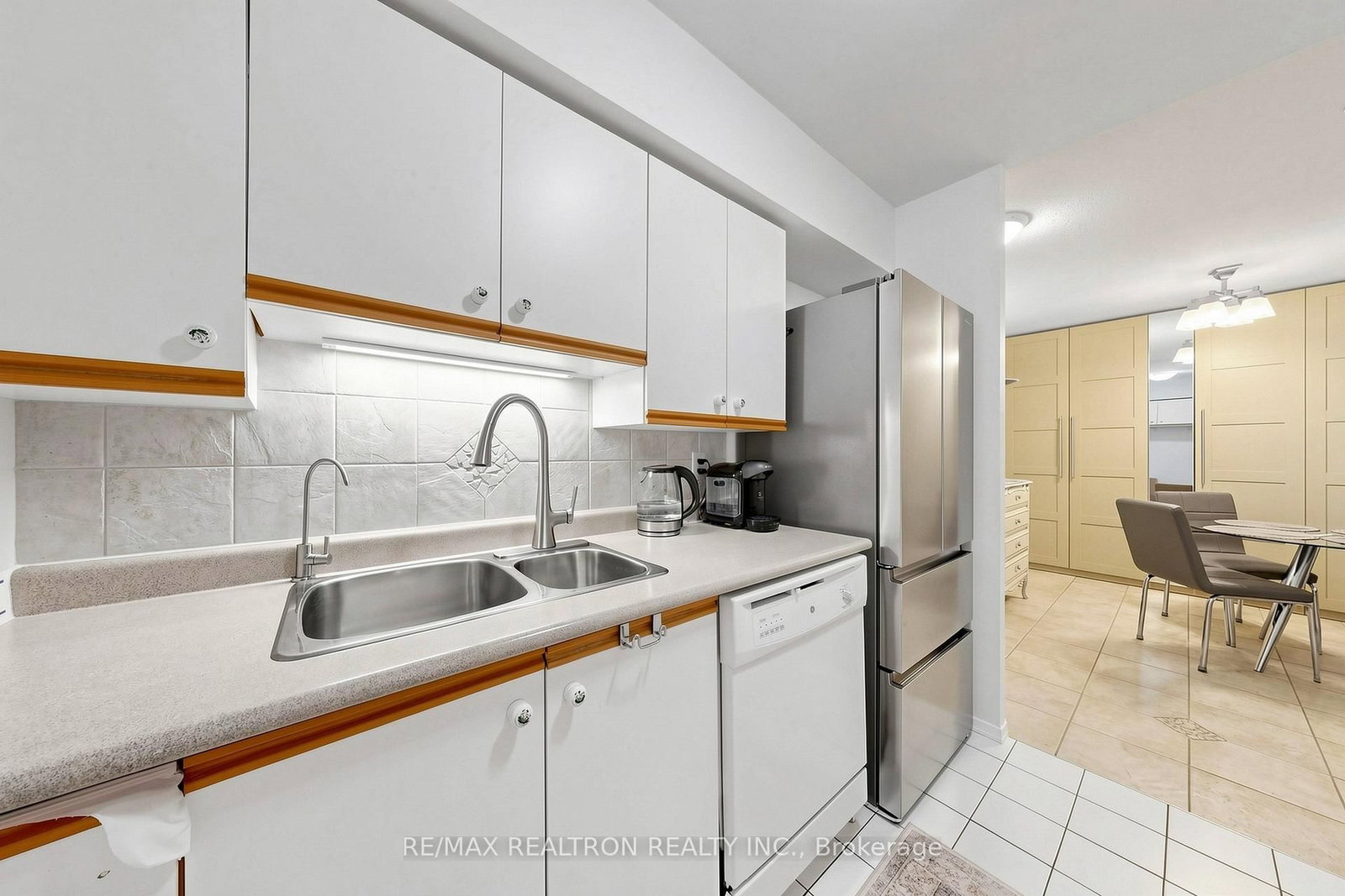 326 Major Mackenzie Drive • #307 • Richmond Hill, ON photo 19