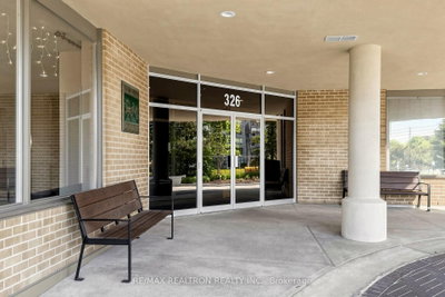 326 Major Mackenzie Drive • #307 • Richmond Hill, ON photo 5