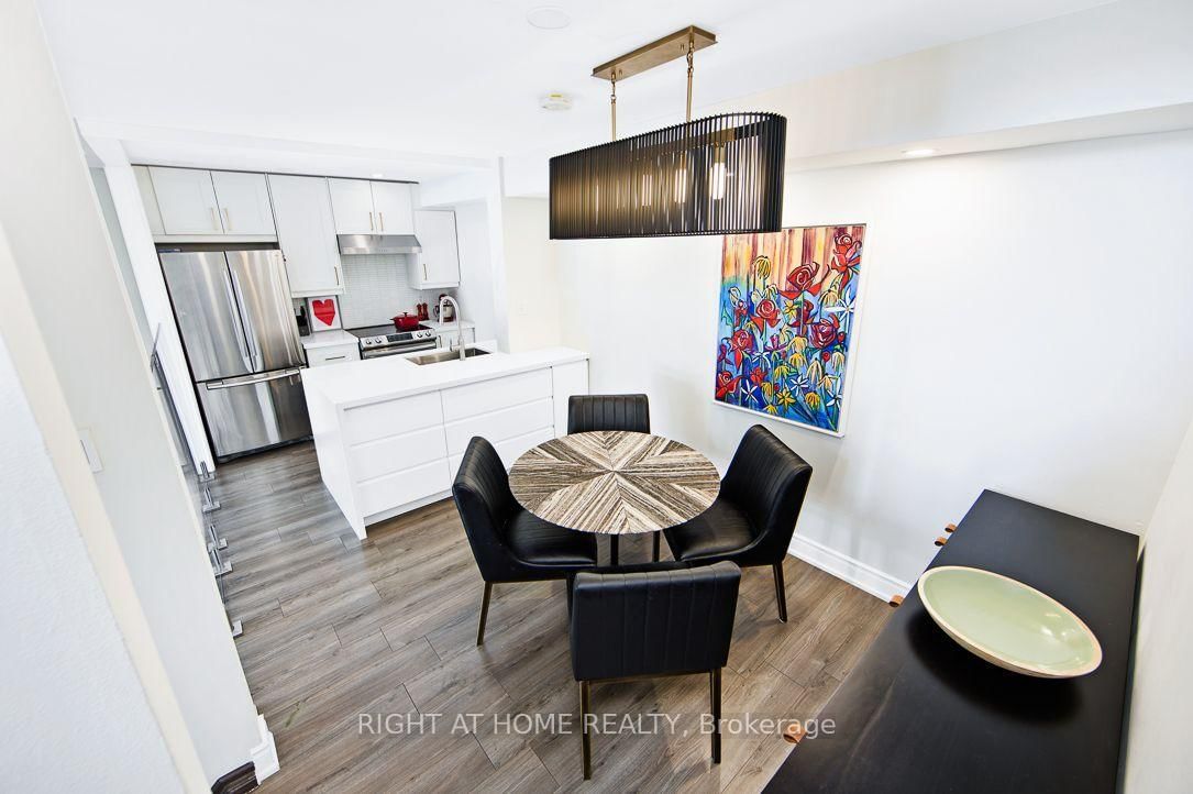 269 Milestone Crescent • Aurora, ON photo 8