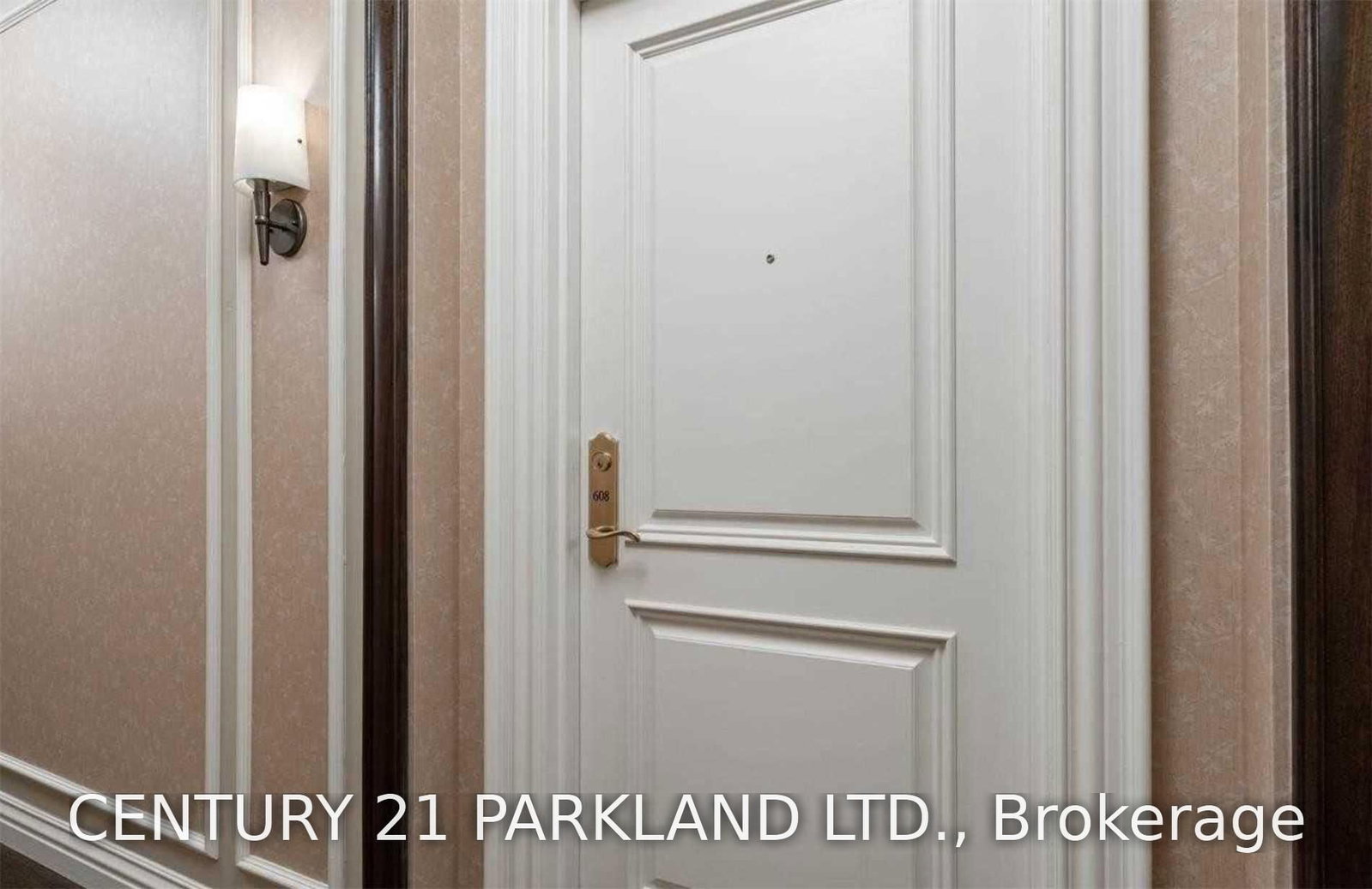 608-9235 Jane St, Vaughan, view 3