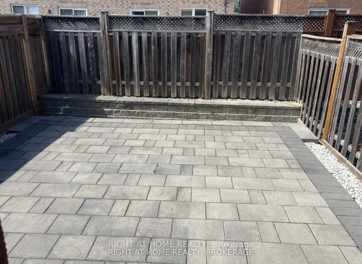 60 Zachary Place N • Vaughan, ON photo 22