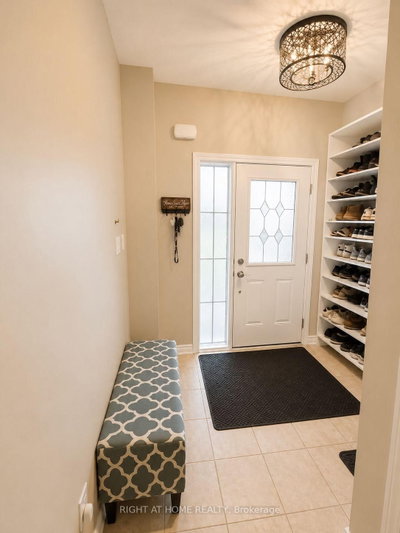 60 Zachary Place N • Vaughan, ON photo 4