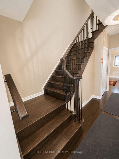 60 Zachary Place N • Vaughan, ON photo 5