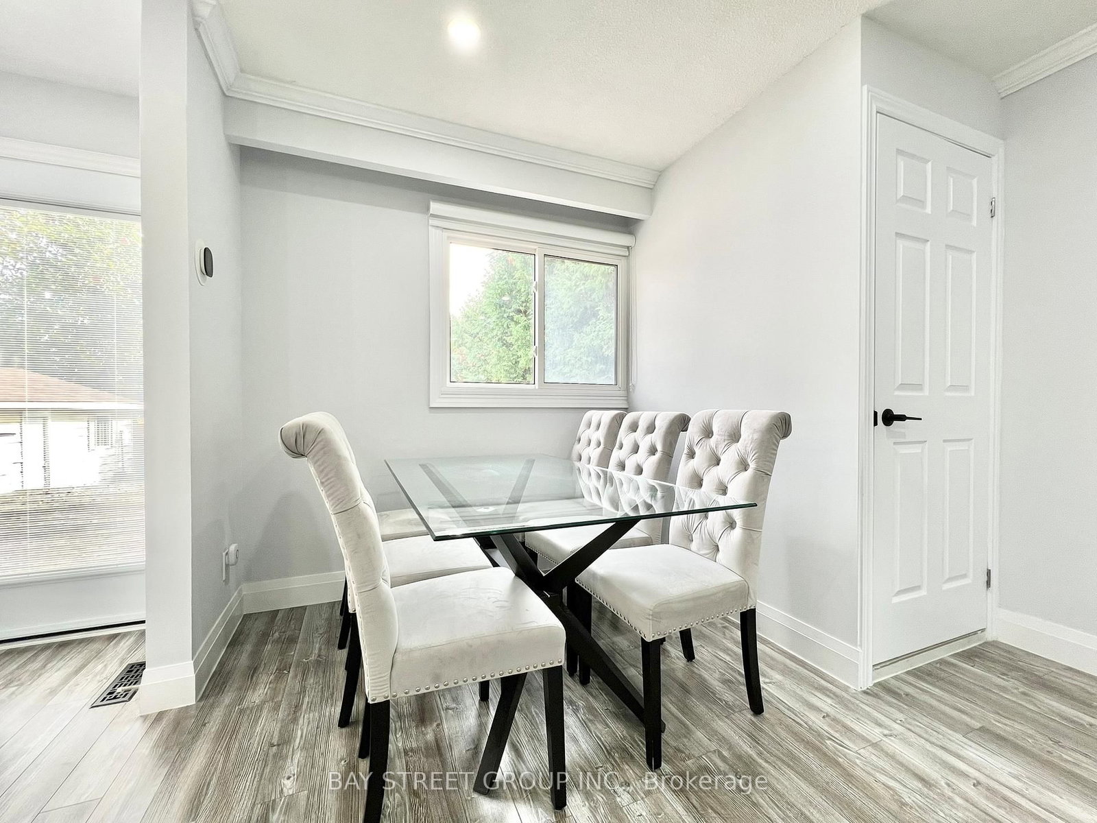 93 Parkway Avenue • Markham, ON photo 17