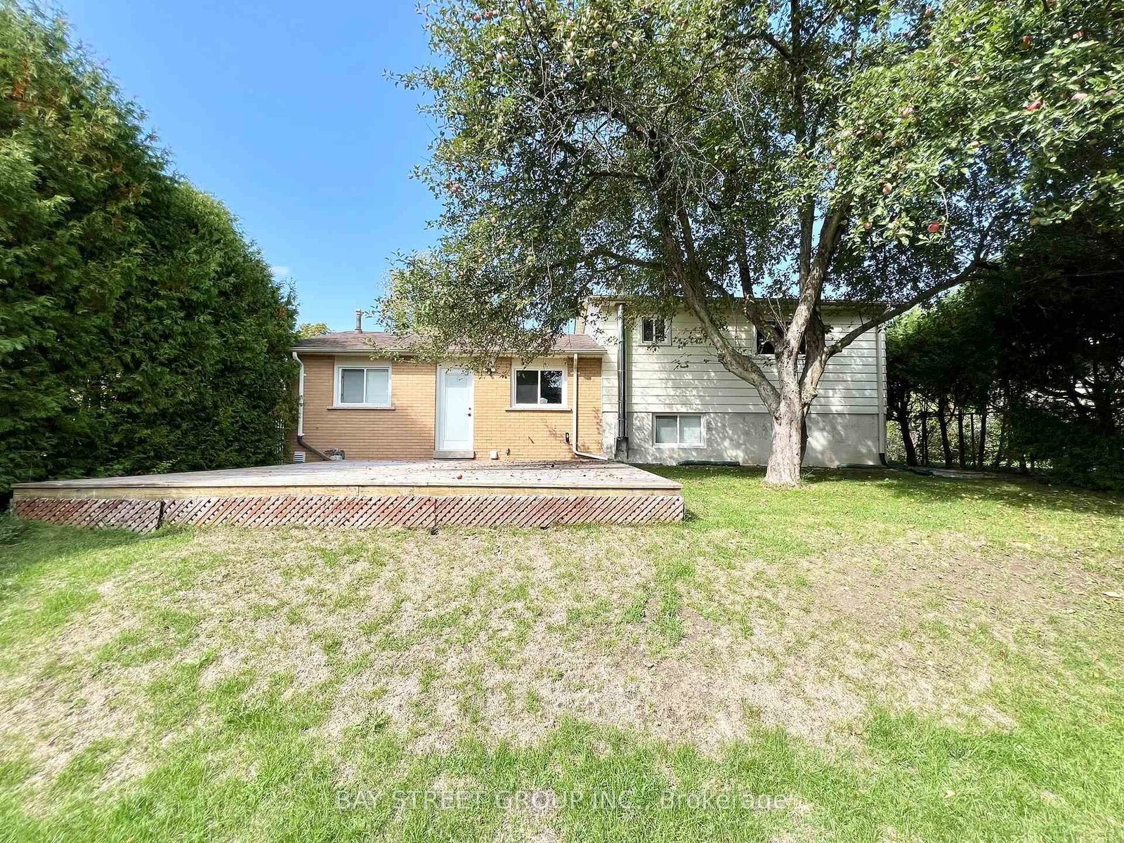 93 Parkway Avenue • Markham, ON photo 35