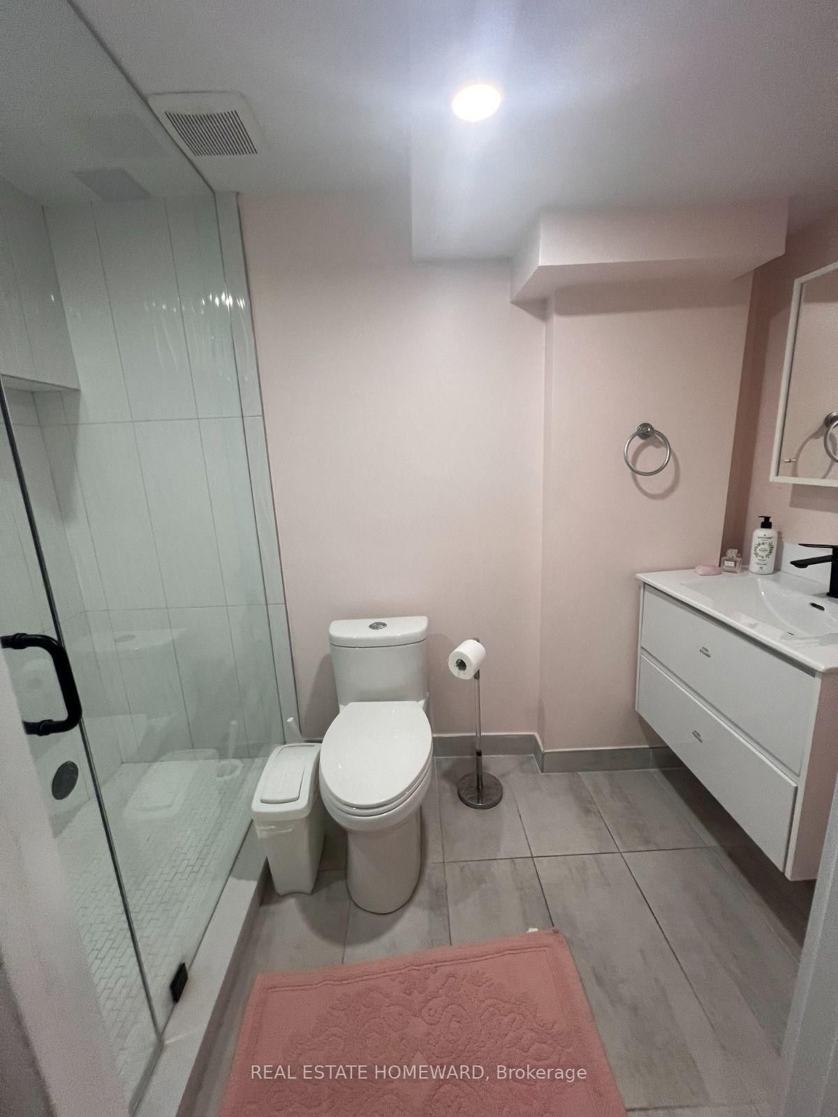 Lower-11 Whitefaulds Rd, Vaughan, view 4