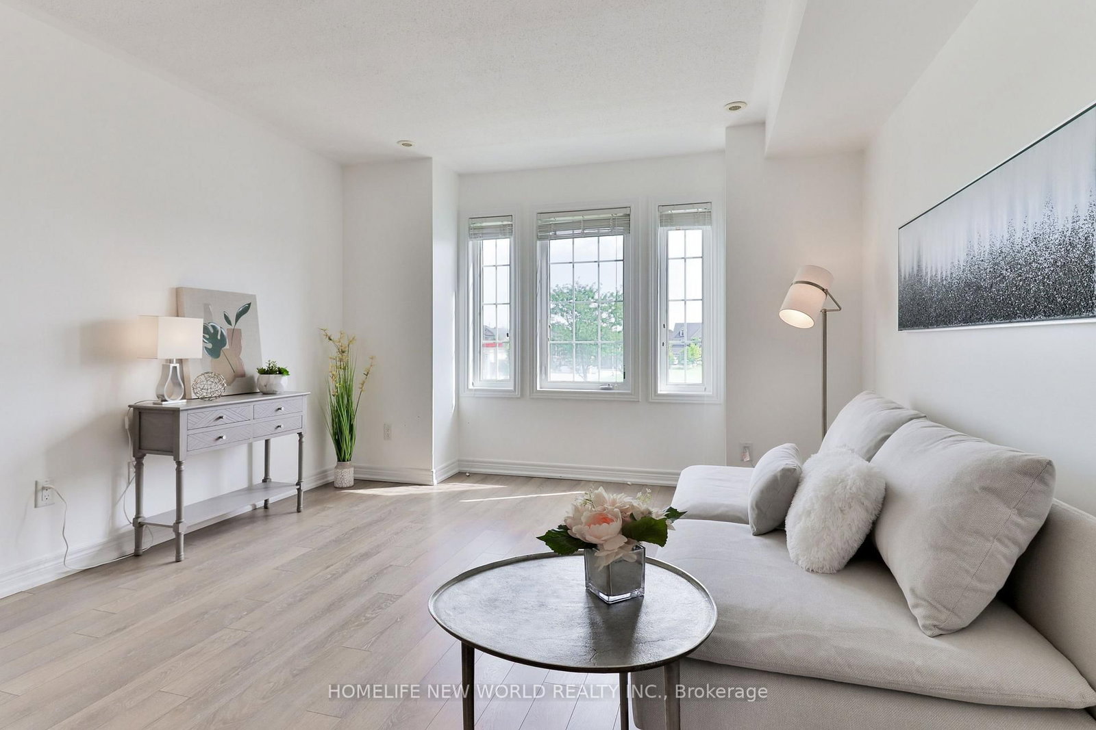 10004 McCowan Road • Markham, ON photo 4
