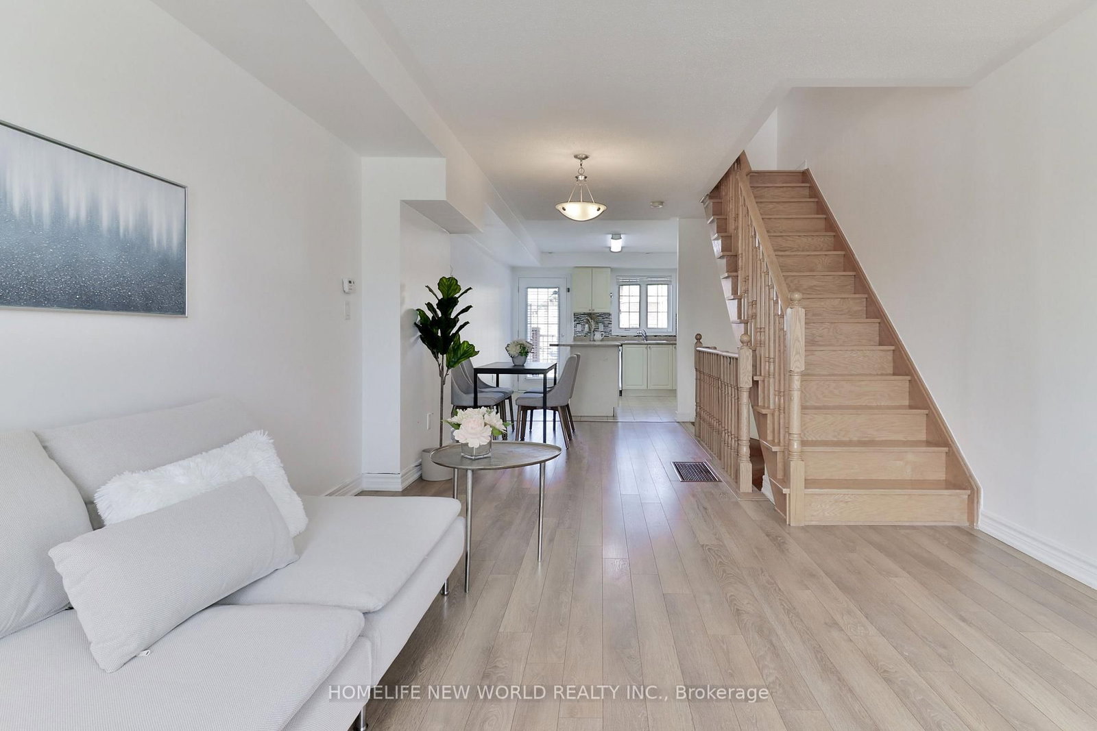10004 McCowan Road • Markham, ON photo 5