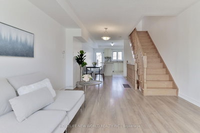 10004 McCowan Road • Markham, ON photo 5