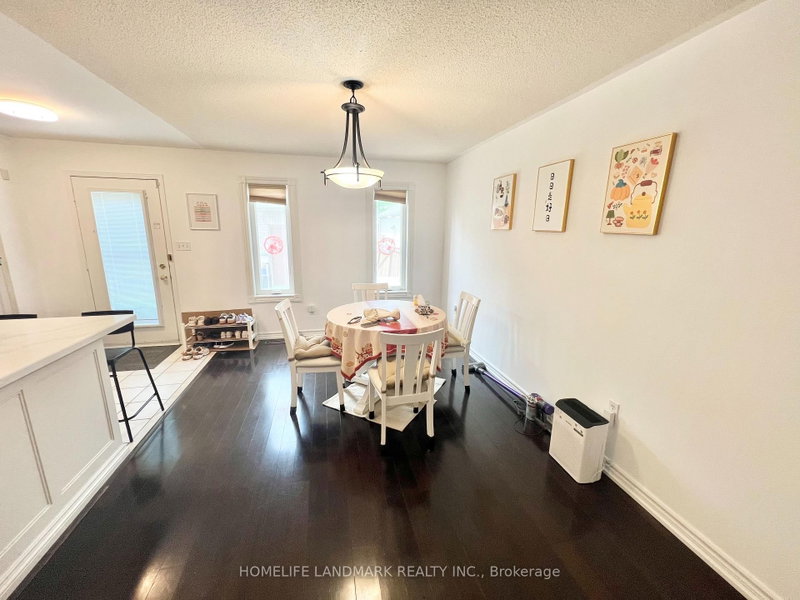 8 Baffin Court