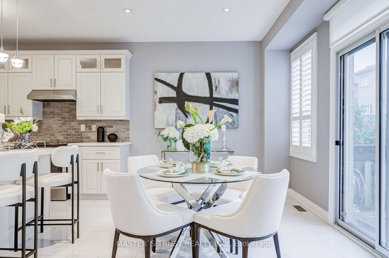350 Coachwhip Trail • Newmarket, ON photo 15