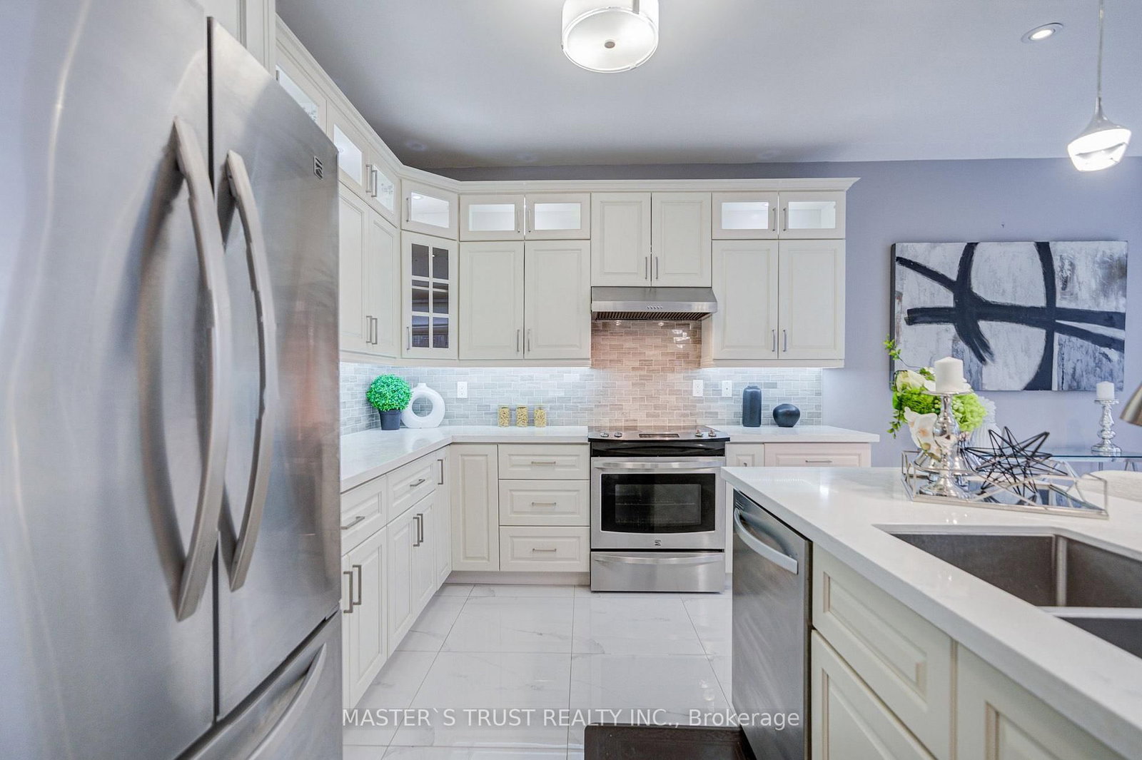 350 Coachwhip Trail • Newmarket, ON photo 17