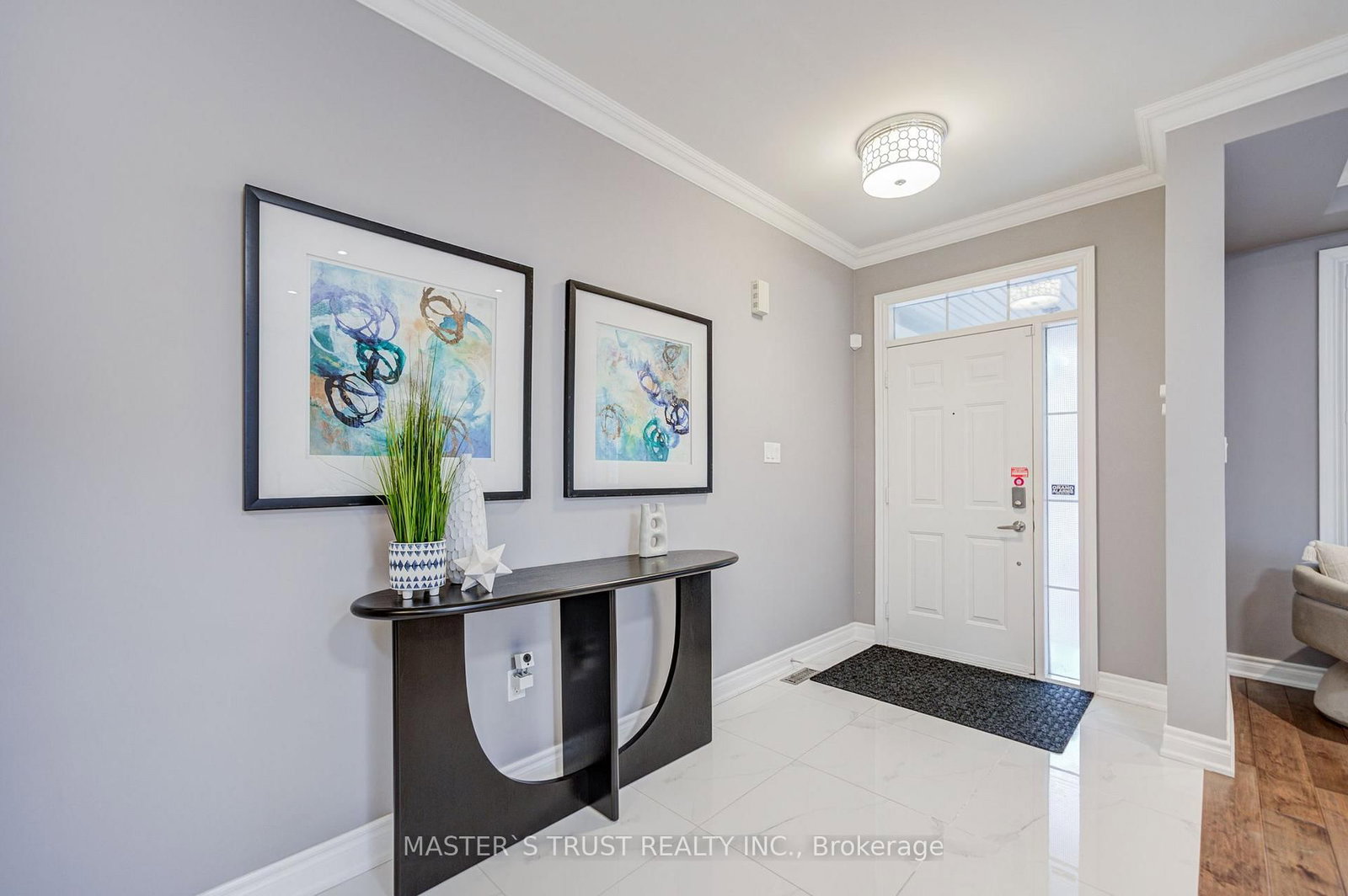 350 Coachwhip Trail • Newmarket, ON photo 3