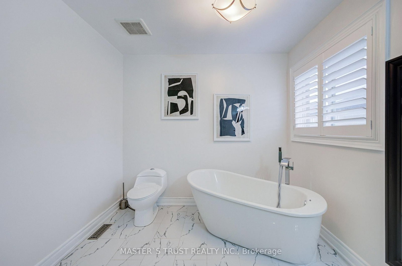 350 Coachwhip Trail • Newmarket, ON photo 33